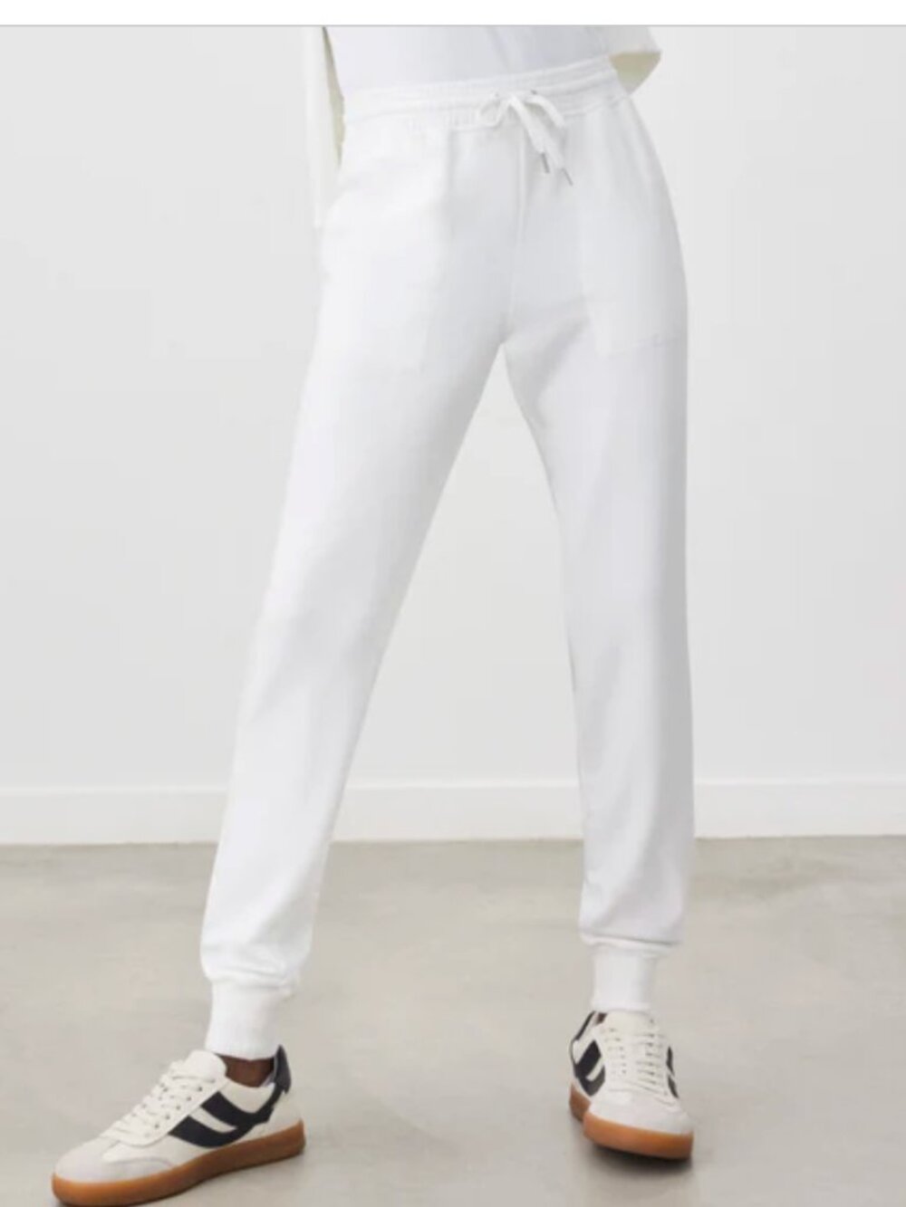 Splendid LA Supersoft jogger in WHITE. Size XS. NWT!